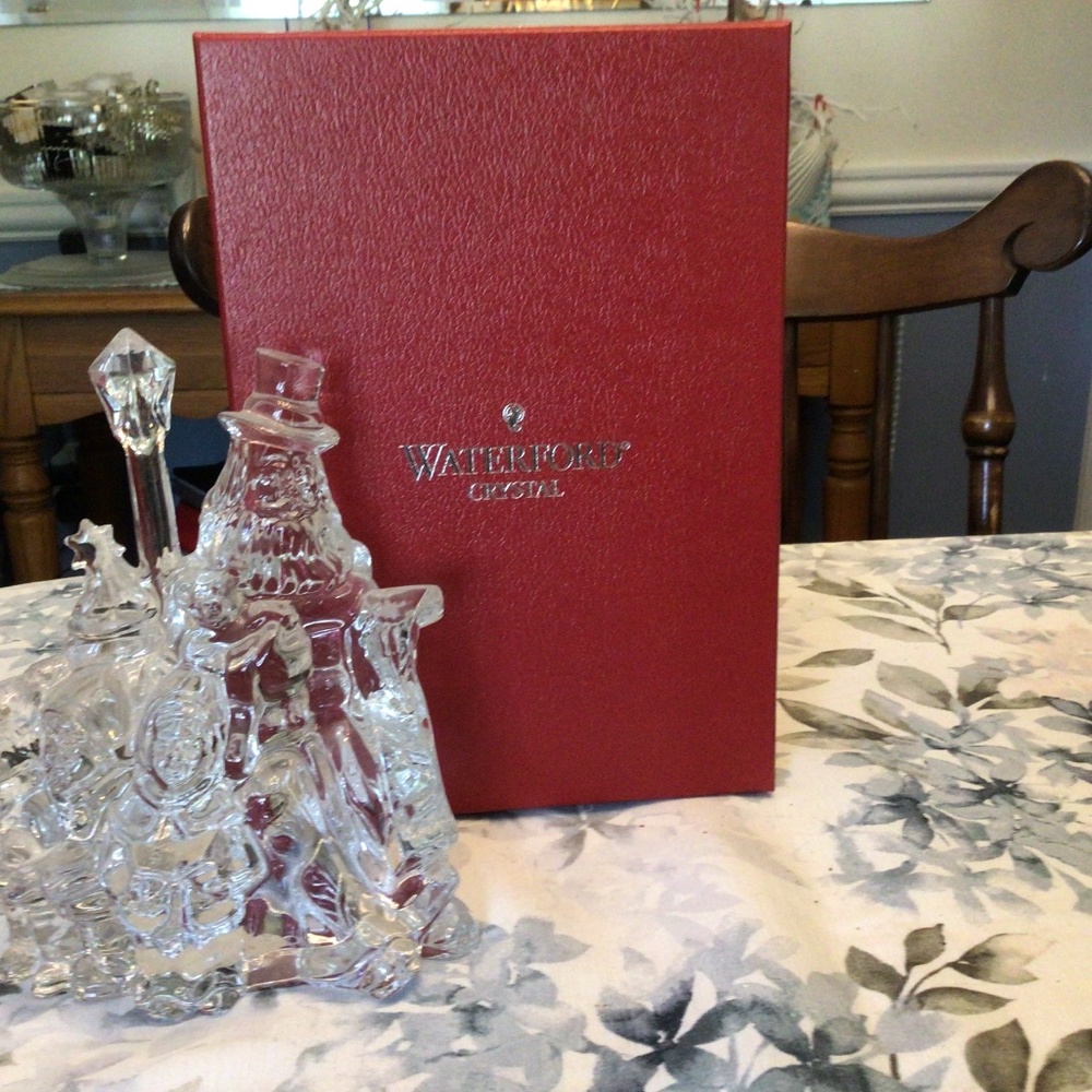 Waterford Victorian Santa Claus 1st Ediion